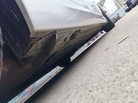 [上海·沪C] 二手宝马宝马3系2011款 320i 时尚型