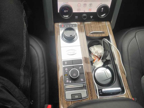 [苏州·苏E] 二手路虎揽胜2018款 3.0 SC V6 Vogue 传世版