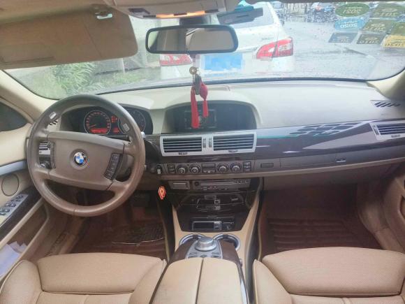 [上海·沪H] 二手宝马宝马7系2005款 740Li
