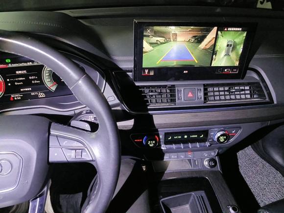 [上海·沪B] 二手奥迪奥迪Q5L2021款 45 TFSI 臻选动感型