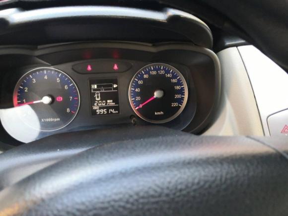 [南京·鄂J] 二手启辰启辰R502015款 1.6L 手动时尚版