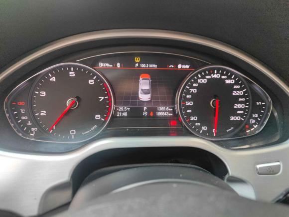 [义乌·浙G] 二手奥迪奥迪A82013款 A8L 30 FSI 舒适型