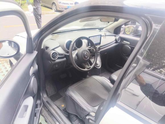 [上海·沪A] 二手欧拉欧拉黑猫2021款 351km 豪华型