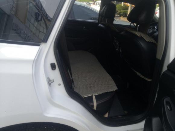 [青岛·鲁B] 二手启辰启辰T702015款 1.6L 手动睿行版