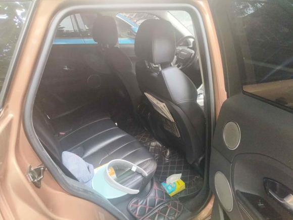 [深圳·粤B] 二手路虎揽胜极光2015款 2.0T 5门耀动版