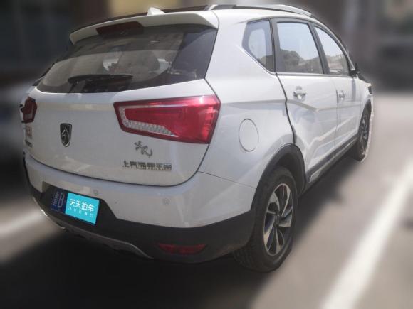 [青岛·鲁B] 二手宝骏宝骏5602016款 1.8L 手动豪华型