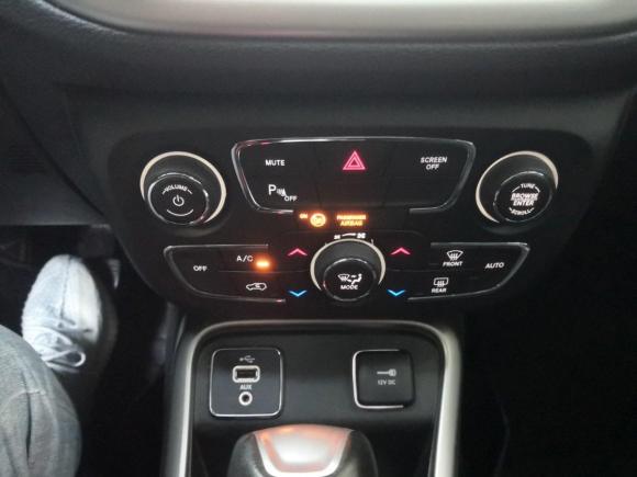 [上海·豫N] 二手Jeep指南者2017款 200T 自动家享版