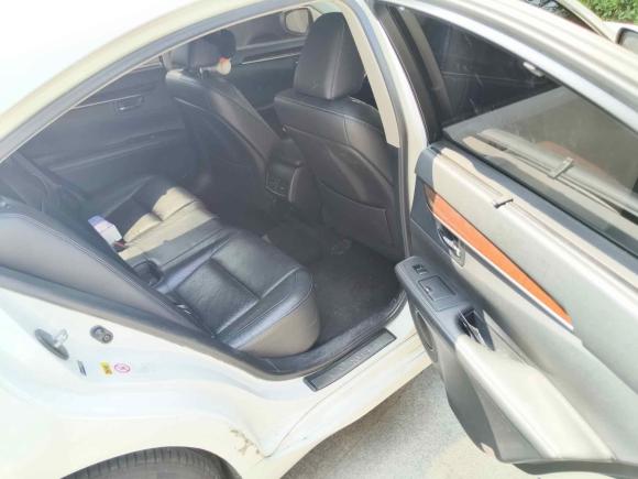 [南通·苏F] 二手雷克萨斯雷克萨斯ES2013款 250 典雅版