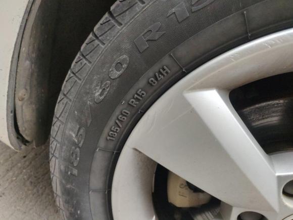 [武汉·鄂E] 二手斯柯达昕锐2015款 1.6L 手动智选型