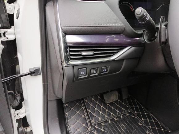 [无锡·苏B] 二手凯迪拉克凯迪拉克XT42021款 28T 两驱技术型