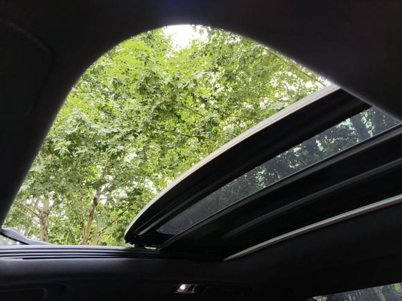 [上海·沪A] 二手沃尔沃沃尔沃S60新能源2022款 T8 E驱混动 四驱智雅运动版