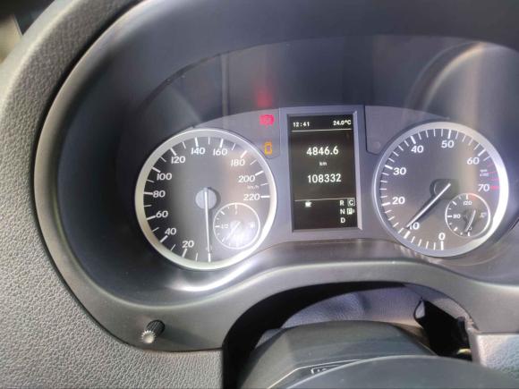 [深圳·粤B] 二手奔驰威霆2018款 2.0T 精英版 7座 国VI