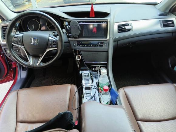 [上海·沪F] 二手本田思铂睿2017款 混动 2.0L 净驰版