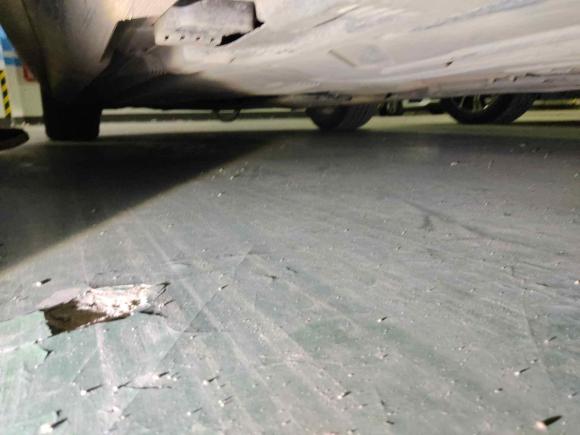 [武汉·鄂A] 二手奔驰奔驰E级2019款 E 300 L 运动时尚型