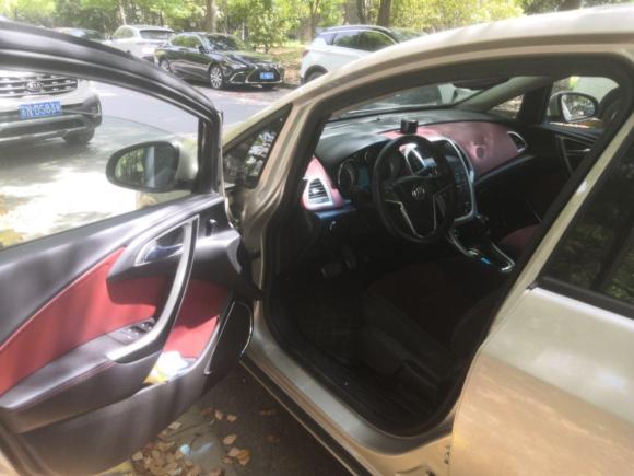 [上海·苏A] 二手别克英朗2010款 GT 1.6T 新锐运动版