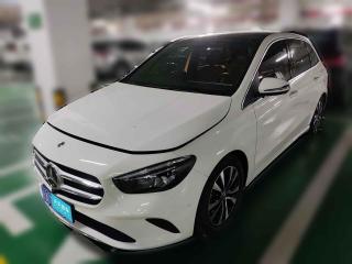 奔驰奔驰B级2022款B200动感型