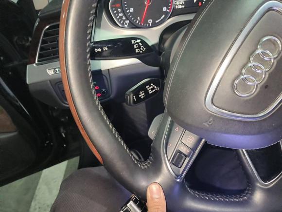 [上海·沪M] 二手奥迪奥迪A82012款 A8L 50 TFSI quattro尊贵型