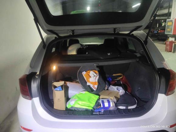 [青岛·鲁U] 二手宝马宝马X12010款 sDrive18i豪华型