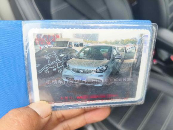 [南京·苏A] 二手smartsmart fortwo2016款 0.9T 66千瓦硬顶先锋版