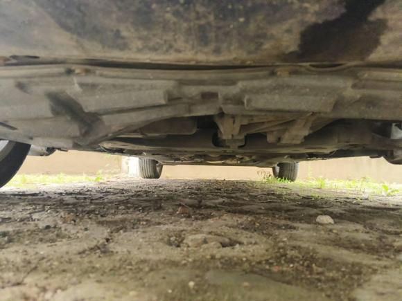 [南京·苏A] 二手日产骊威2010款 劲逸版 1.8L 手动标准型