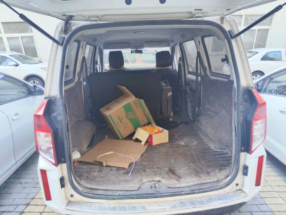 [武汉·鄂A] 二手五菱汽车五菱宏光PLUS2019款 1.5T 手动标准型 5座