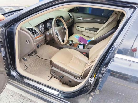 [苏州·苏E] 二手克莱斯勒克莱斯勒300C2014款 3.0L 卓越版