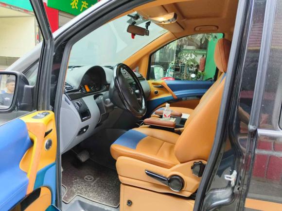 [广州·粤A] 二手奔驰威霆2013款 3.0L 精英版