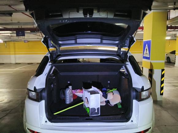 [上海·沪C] 二手路虎揽胜极光2017款 2.0T PURE 风尚版