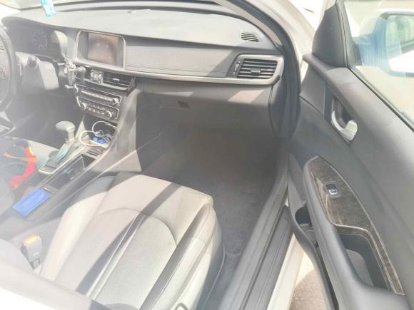 [广州·粤A] 二手起亚起亚K52016款 1.6T 自动LUX