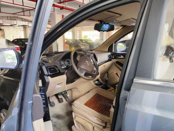 [佛山·粤E] 二手宝骏宝骏7302014款 1.8L 手动舒适型 7座