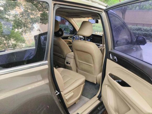 [苏州·苏K] 二手宝骏宝骏7302016款 1.5L 手动豪华型 7座