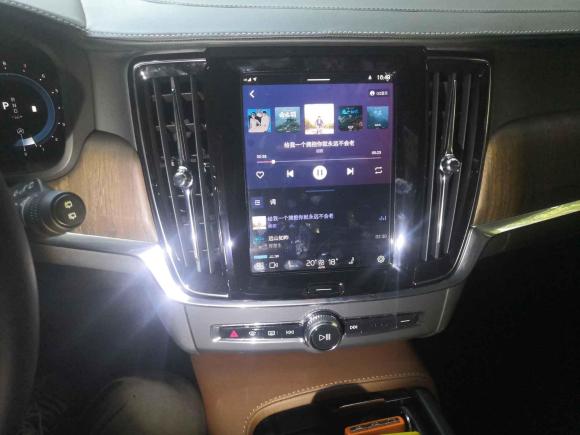 [合肥·赣M] 二手沃尔沃沃尔沃V902022款 Cross Country B5 AWD 智尊版