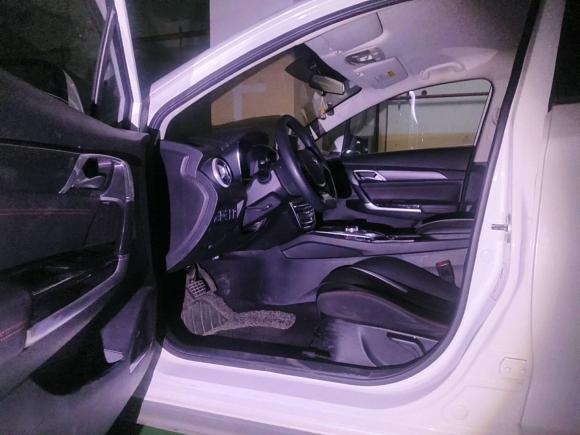 [武汉·鄂A] 二手北京汽车北京EU52018款 R500 智风版