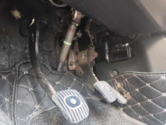 [南昌·赣M] 二手日产骊威2013款 劲锐 1.6XV 手动豪华版