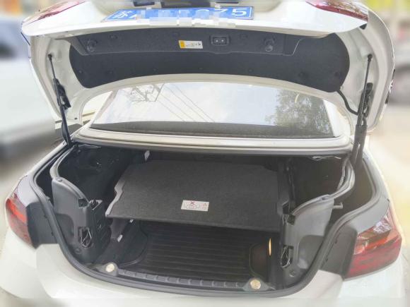 [南京·苏A] 二手宝马宝马4系2016款 420i 敞篷时尚型