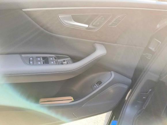 [上海·沪B] 二手奥迪奥迪Q72023款 45 TFSI quattro S line运动型