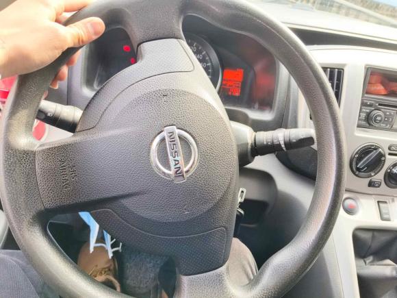 [上海·沪E] 二手日产日产NV2002011款 1.6L 232座 尊雅型