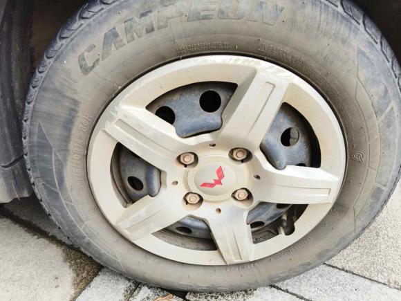 [杭州·赣C] 二手五菱汽车五菱宏光2013款 1.5L 基本型