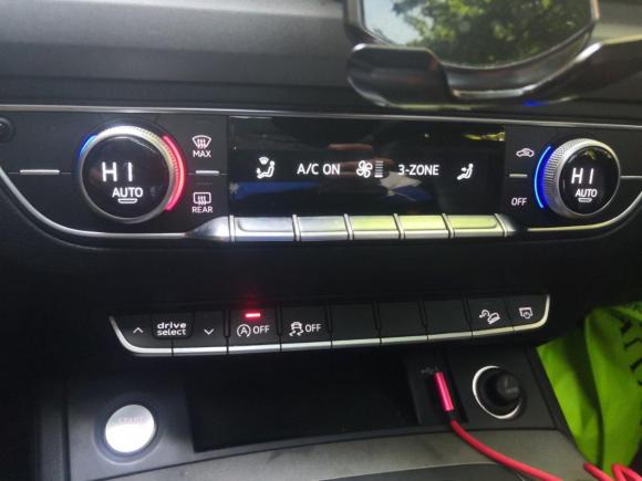 [西安·陕A] 二手奥迪奥迪Q5L2018款 40 TFSI 荣享进取型 国V