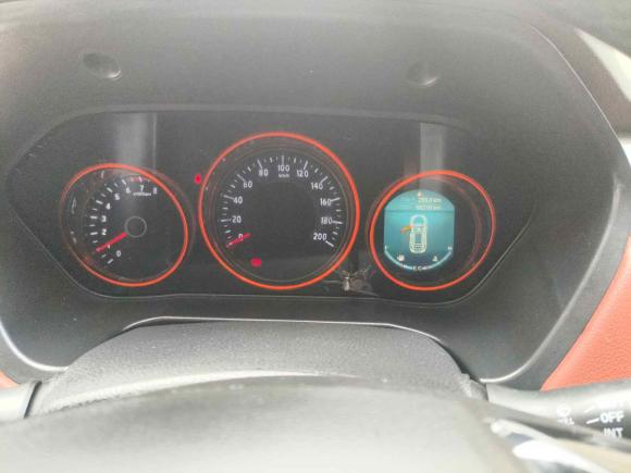 [成都·川K] 二手北汽幻速北汽幻速S32016款 S3L 1.5L 手动尊贵型