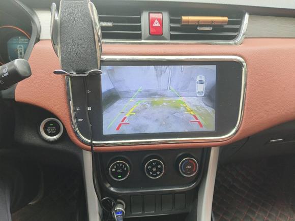 [成都·川K] 二手北汽幻速北汽幻速S32016款 S3L 1.5L 手动尊贵型