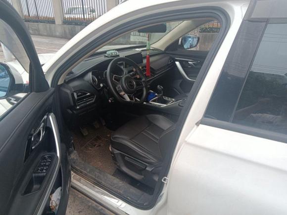 [苏州·苏E] 二手众泰众泰T5002018款 1.5T 手动尊享型