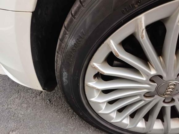 [上海·沪B] 二手奥迪奥迪A4L2015款 35 TFSI 自动舒适型