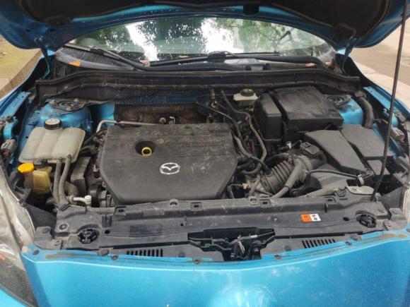 [武汉·鄂A] 二手马自达马自达32010款 两厢 2.0手动豪华型