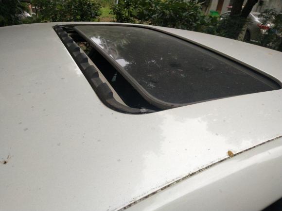 [佛山·粤E] 二手标致标致5082011款 2.3L 自动旗舰版