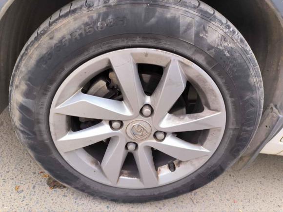 [西安·陕A] 二手宝骏宝骏310W2017款 1.5L 手动时尚型 国V