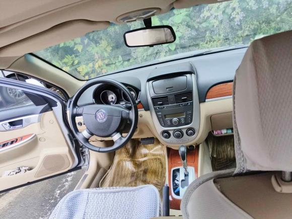 [南京·苏A] 二手别克凯越2013款 1.5L 自动尊享型