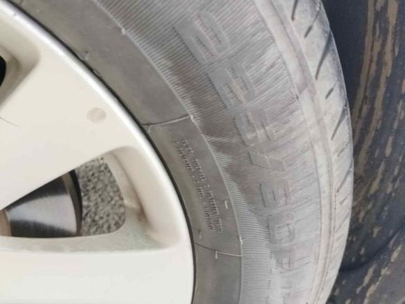 [无锡·苏B] 二手别克别克GL82017款 25S 舒适型 国V