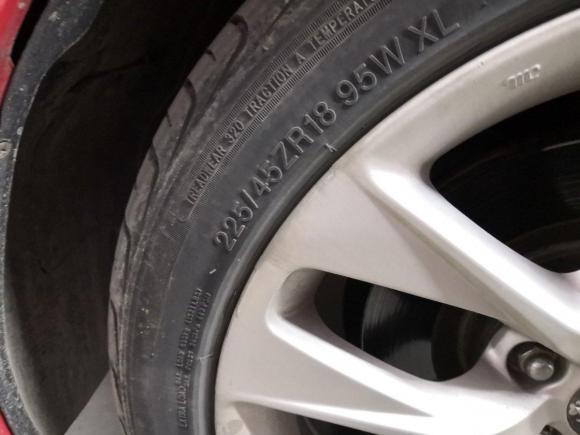 [无锡·苏B] 二手现代劳恩斯-酷派2012款 2.0T 自动豪华版