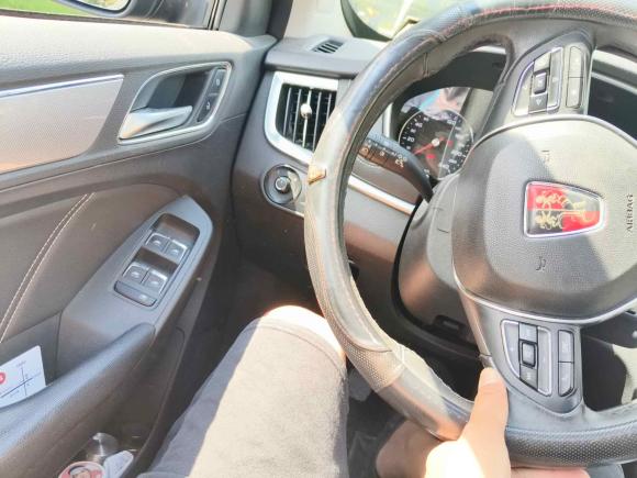 [南通·苏F] 二手荣威荣威RX52016款 20T 两驱手动旗舰版